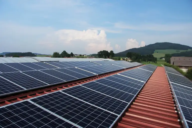 Color steel tile rooftop solar panel installation – Sunoluxe