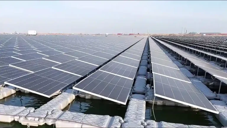 SUNOLUXE Floating Solar Power Plant – PV Mounting System on Water Surface