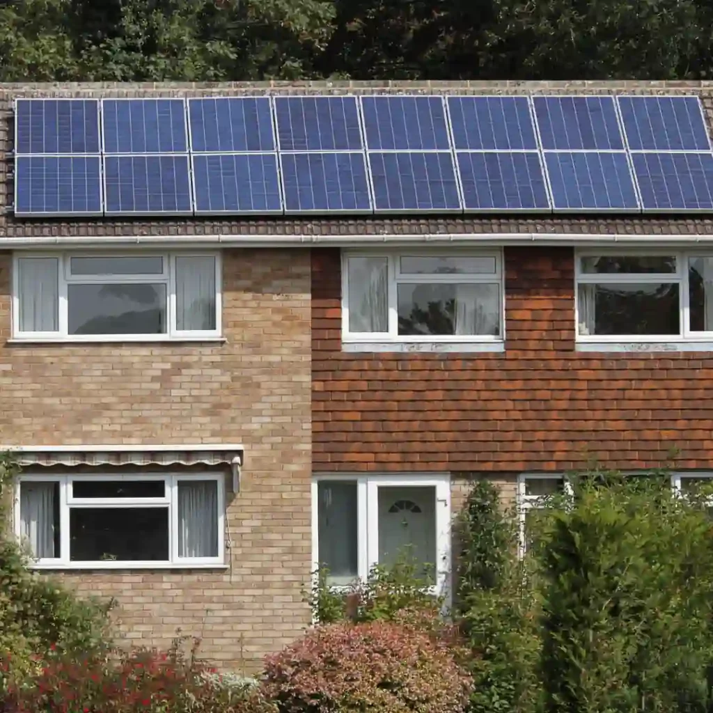 Residential rooftop solar panels by Sunoluxe – home solar PV system for clean and renewable energy